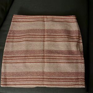 Patterned mini skirt